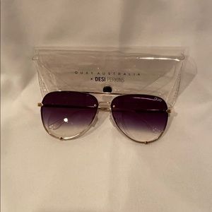 Quay High Key Rimless Gold Sunglasses
